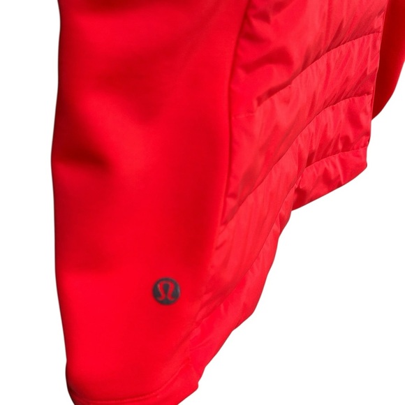 Lululemon Down For It All Vest in Carnation Red, Size 4 - NWT - Picture 8 of 11